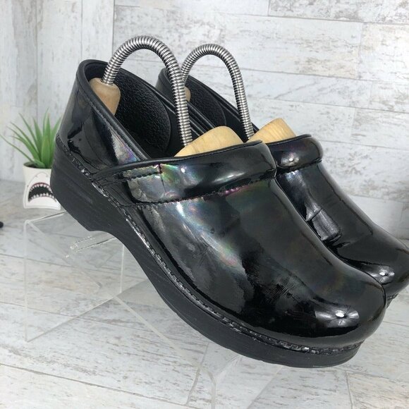 Dansko Clogs Size 39 Black‎ Patent Leather Nursing Professional Shoes - Picture 5 of 9
